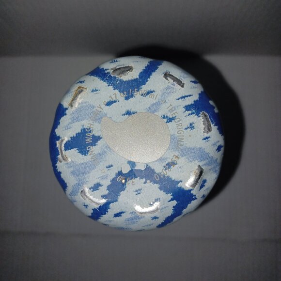 BUNDLE LOT OF (2) S' WELL WATER BOTTLES - Picture 3 of 13